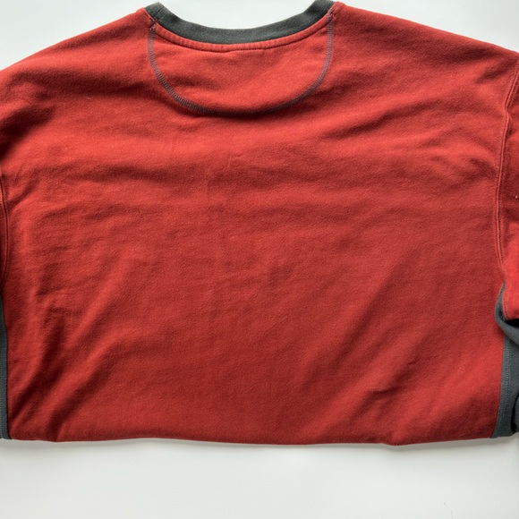 Columbia men’s pull over long sleeve shirt, size XL, color maroon and gray - Picture 2 of 6